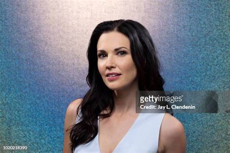 424 Laura Mennell Photos & High Res Pictures